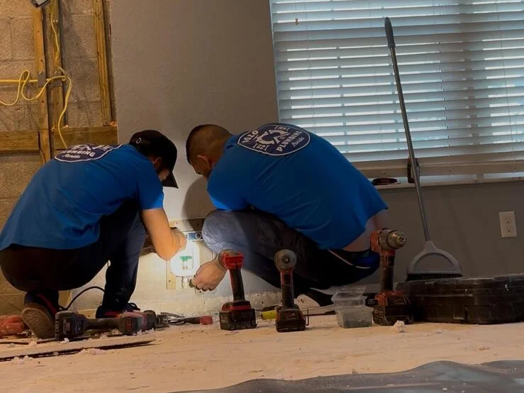 Emergency plumber Miami — Pozo Plumbing team on-site